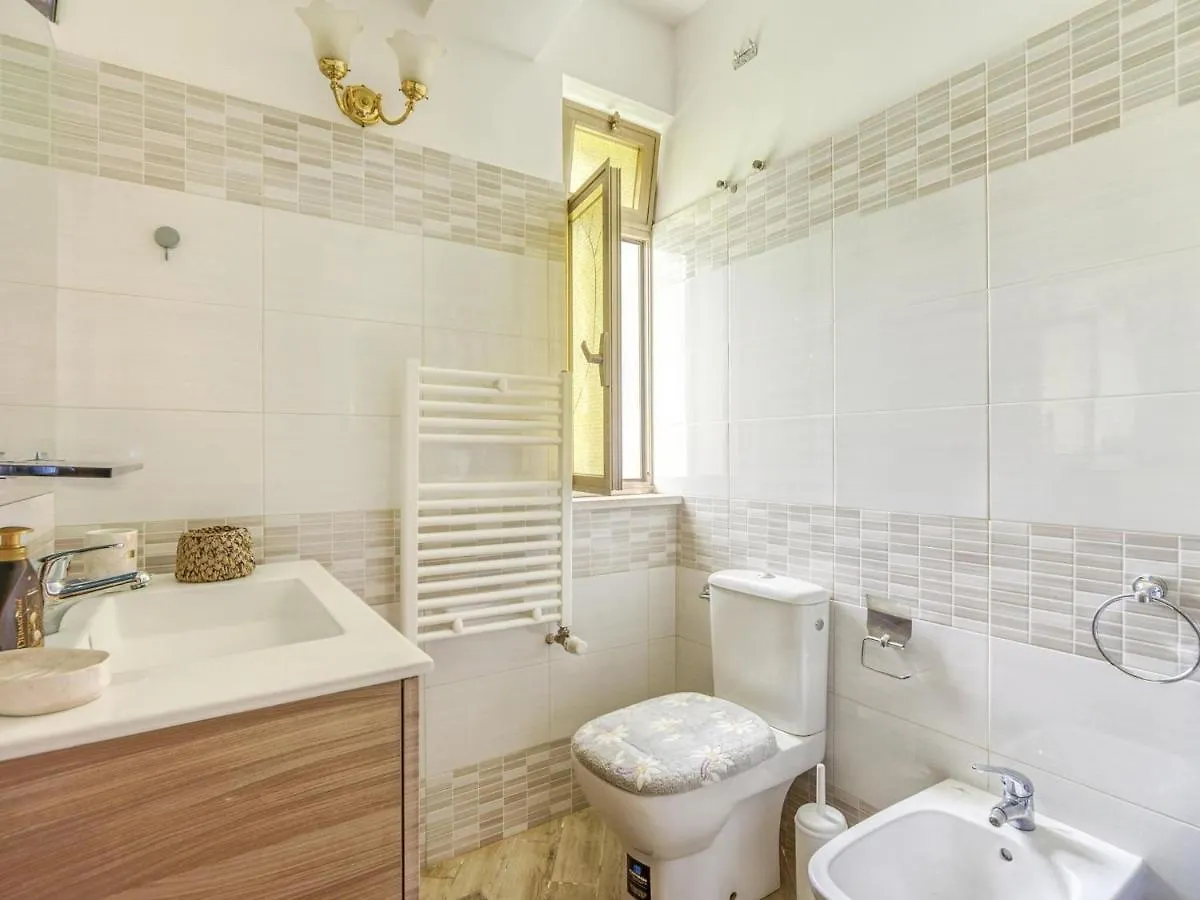 Traditional Holiday Home In Fontane Bianche With Pool 锡拉库扎