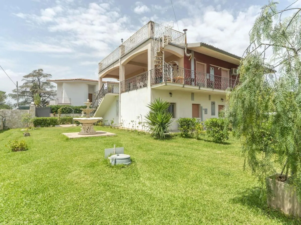 Traditional Holiday Home In Fontane Bianche With Pool 锡拉库扎