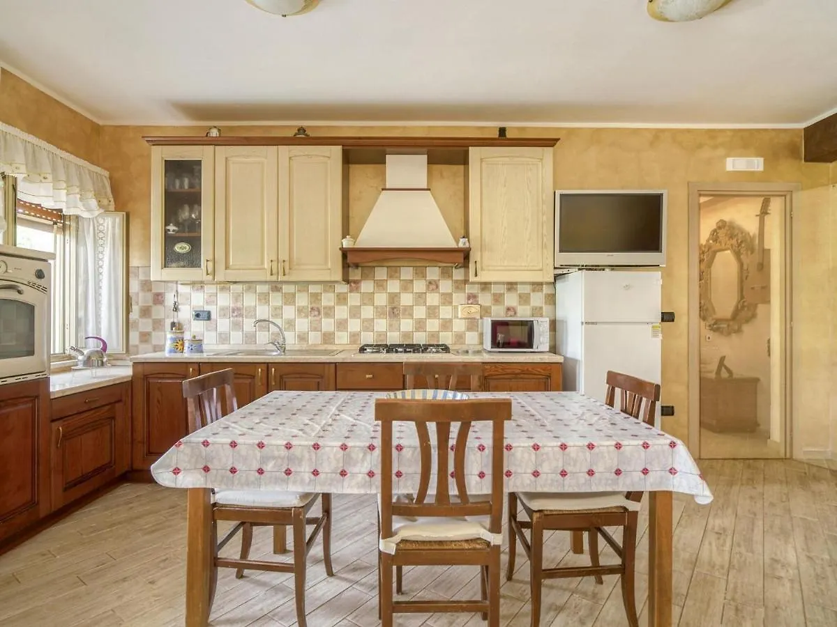 Traditional Holiday Home In Fontane Bianche With Pool 锡拉库扎 意大利